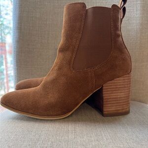 Steve Madden Addy Cognac Suede Ankle Booties